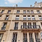 Apartment Opéra by Studio prestige