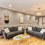 Apartment Opéra by Studio prestige